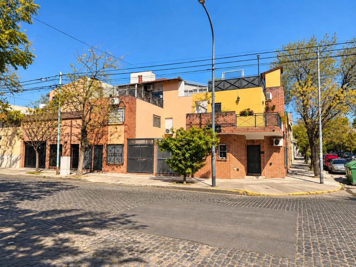 PH de 3 ambientes en venta en Parque Chacabuco, Balbastro 800