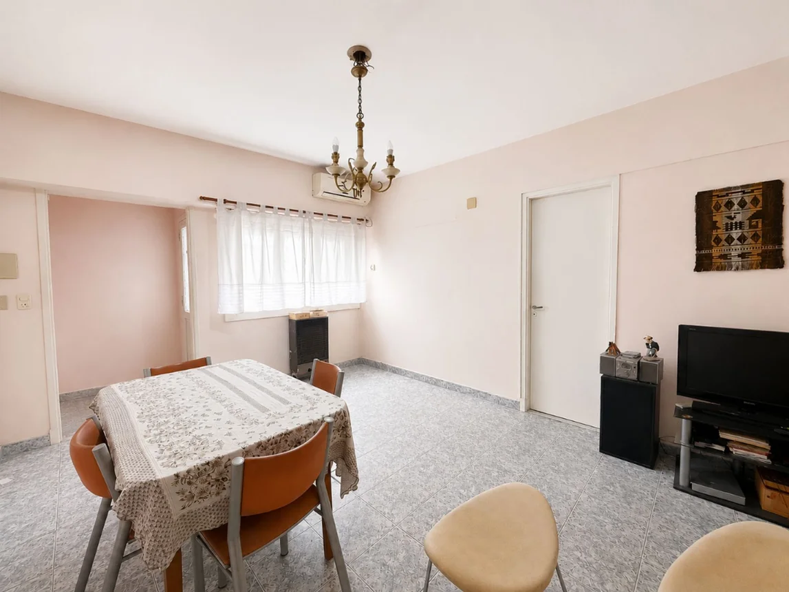 PH de 3 ambientes en venta en Monte Castro, Marcos Sastre 5600