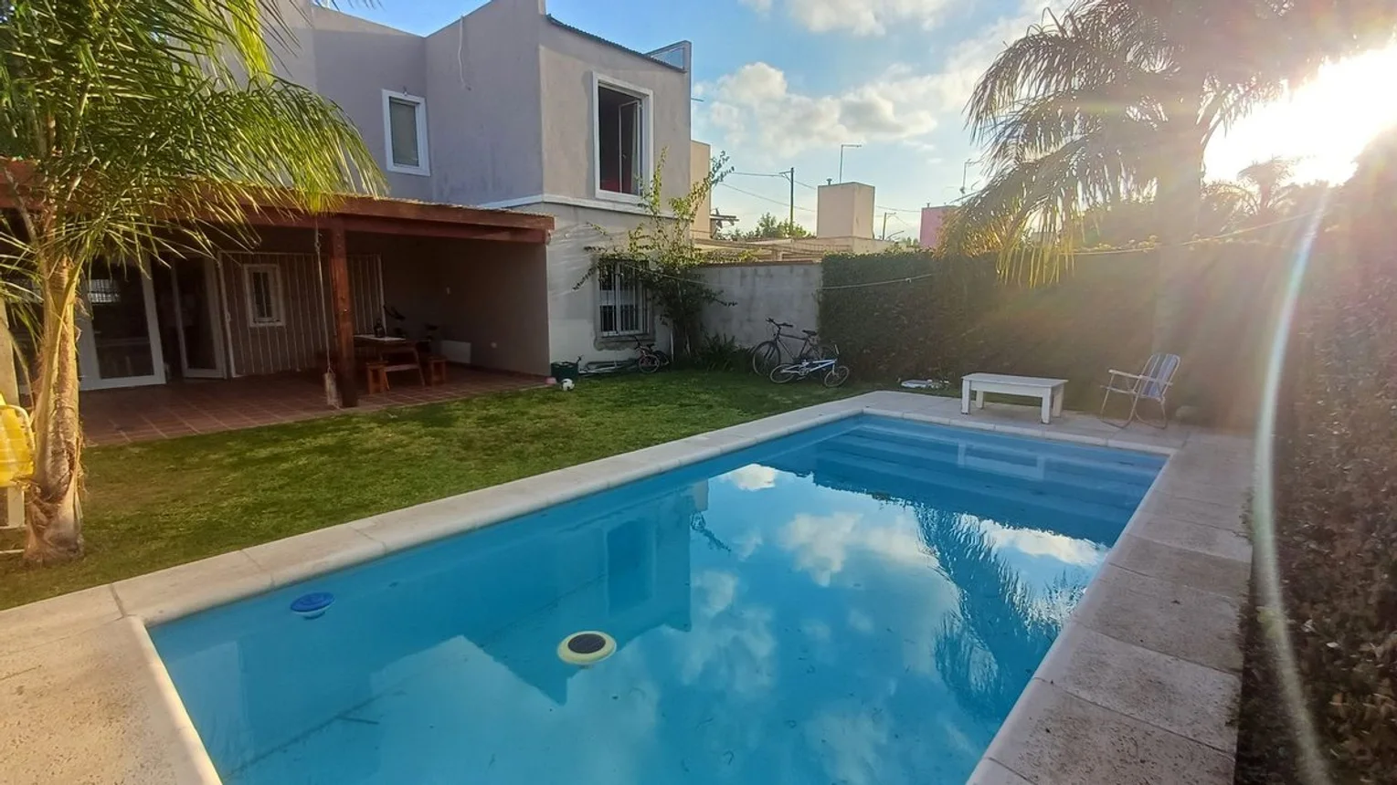 Venta casa 3 dormitorios con pileta sta isabel cba, foto 1