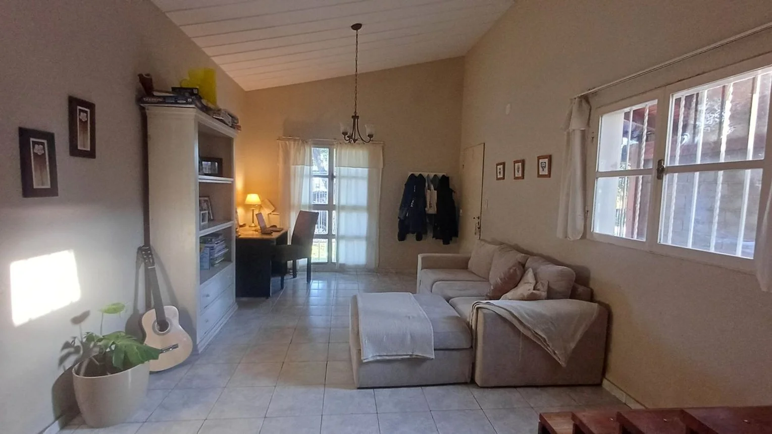 Venta casa 3 dormitorios con pileta sta isabel cba, foto 4