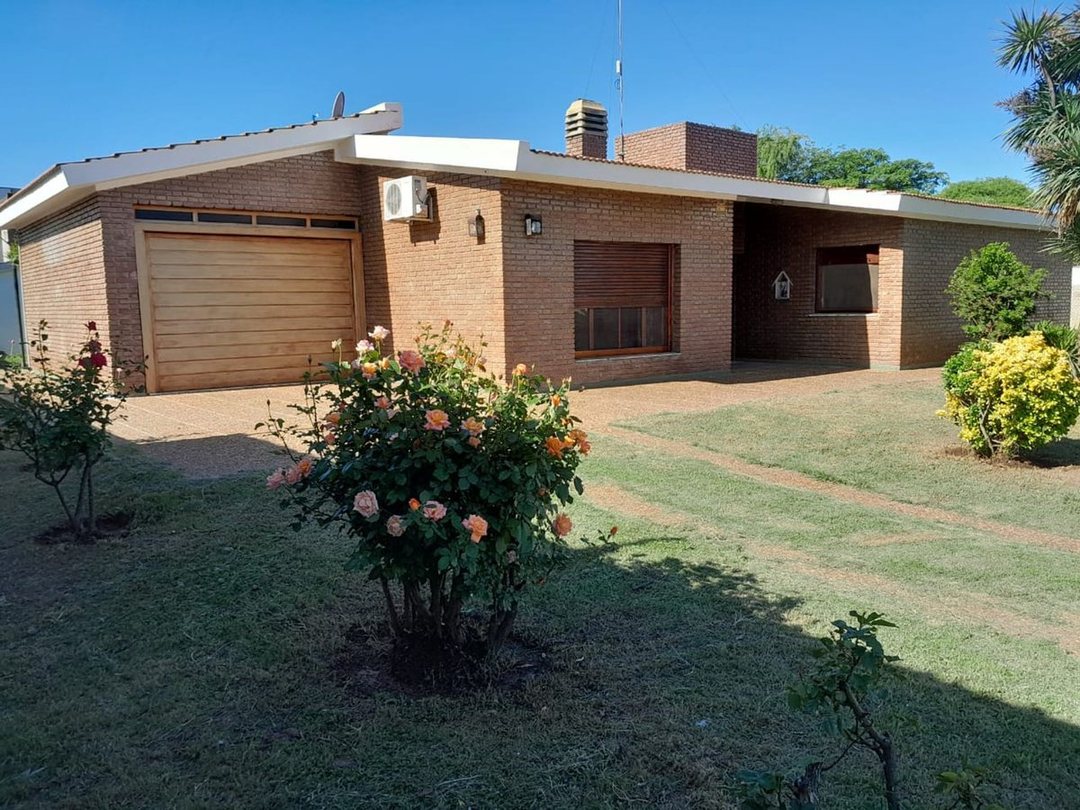 VENTA CASA 3 DORMITORIOS Z SUR VALPARAISO CÓRDOBA