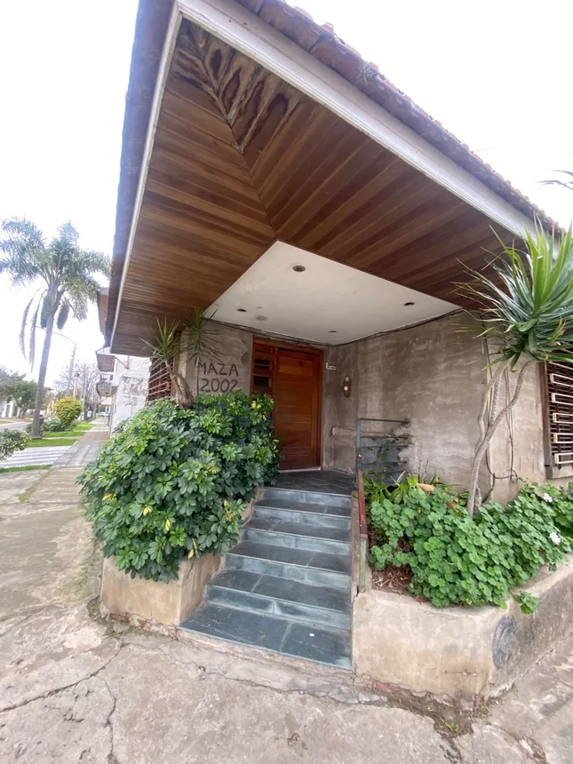 Casa en venta en Lanús Oeste, foto 2