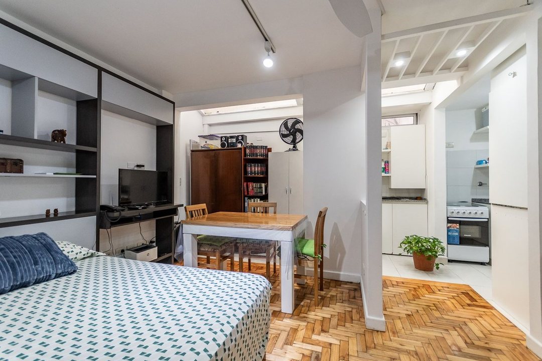 VENTA MONOAMBIENTE DIVIDIDO EN ALMAGRO