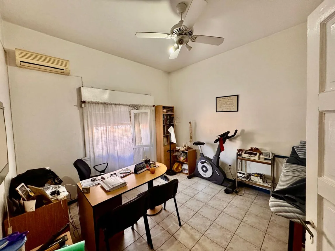 PH de 3 ambientes en venta en Morón, Lourdes 700
