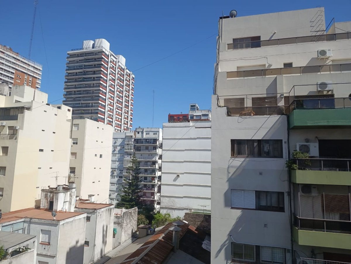 Foto 17 — DEPARTAMENTO AL FRENTE. PISO ALTO