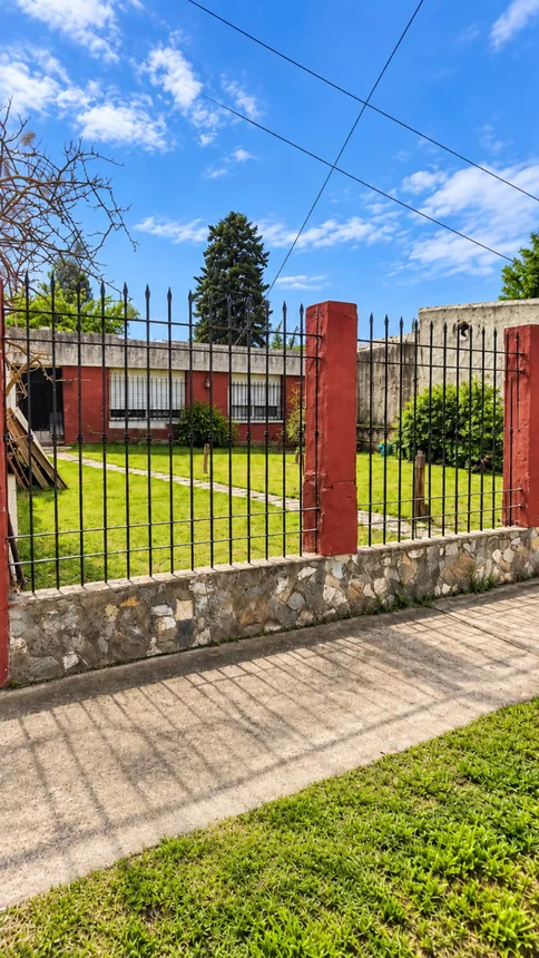 Casa de 3 ambientes en venta en Paso del Rey, Concejal Yolanda Lettieri 600