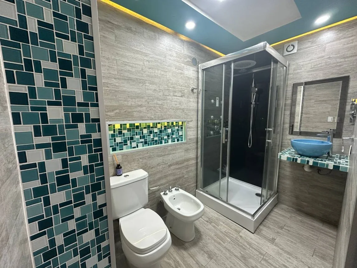 Departamento de 3 ambientes en venta en Wilde, Las Flores 1600