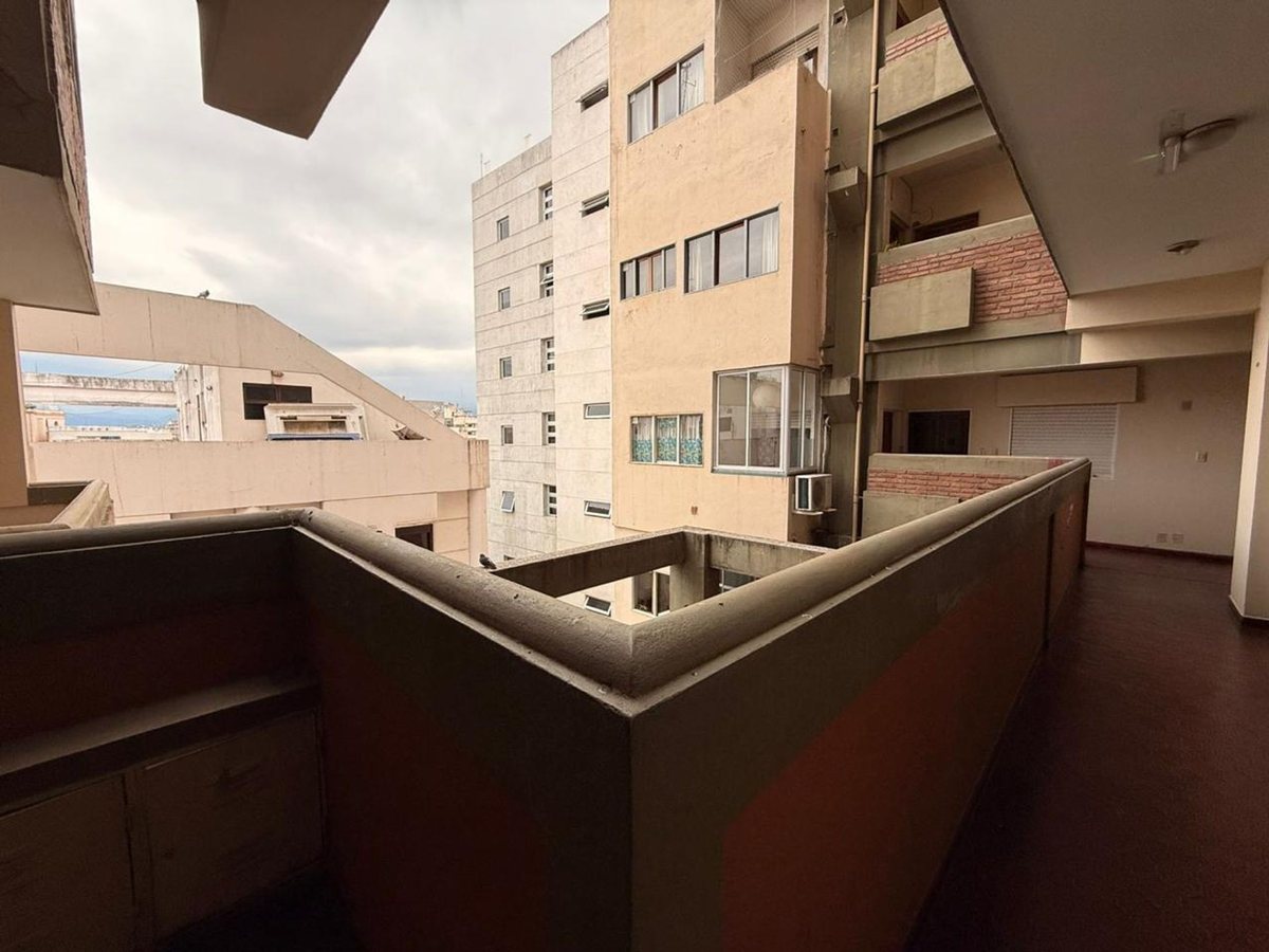 DPTO VENTA AV BELGRANO CENTRO 3 DORM APTO CREDITO - foto 4