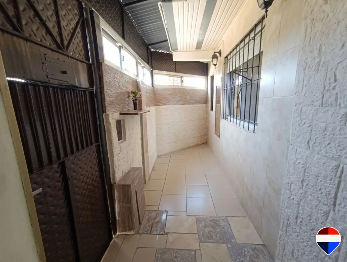Venta PH tipo casa 2 amb cochera florencio varela, foto 3