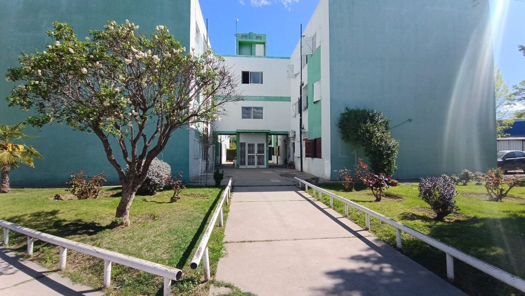 ALQUILER Dpto 3 dorm – B° Giachino,  Plottier