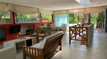 VENTA CASA 4 AMB EN MAR AZUL CON JARDIN Y PARRILLA