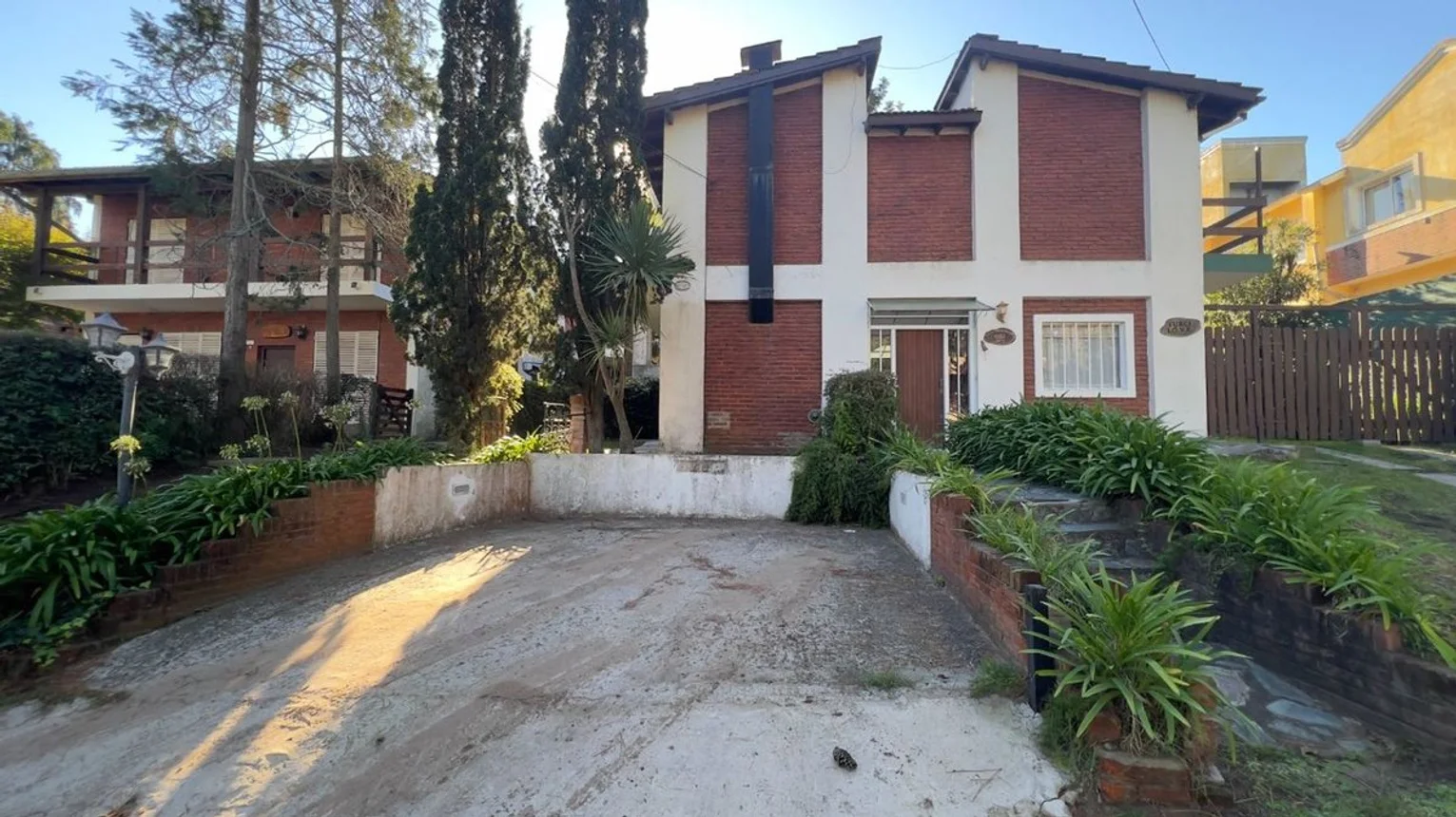 Casa dúplex de 3 ambientes en venta en Pinamar, Del Dorado 1100