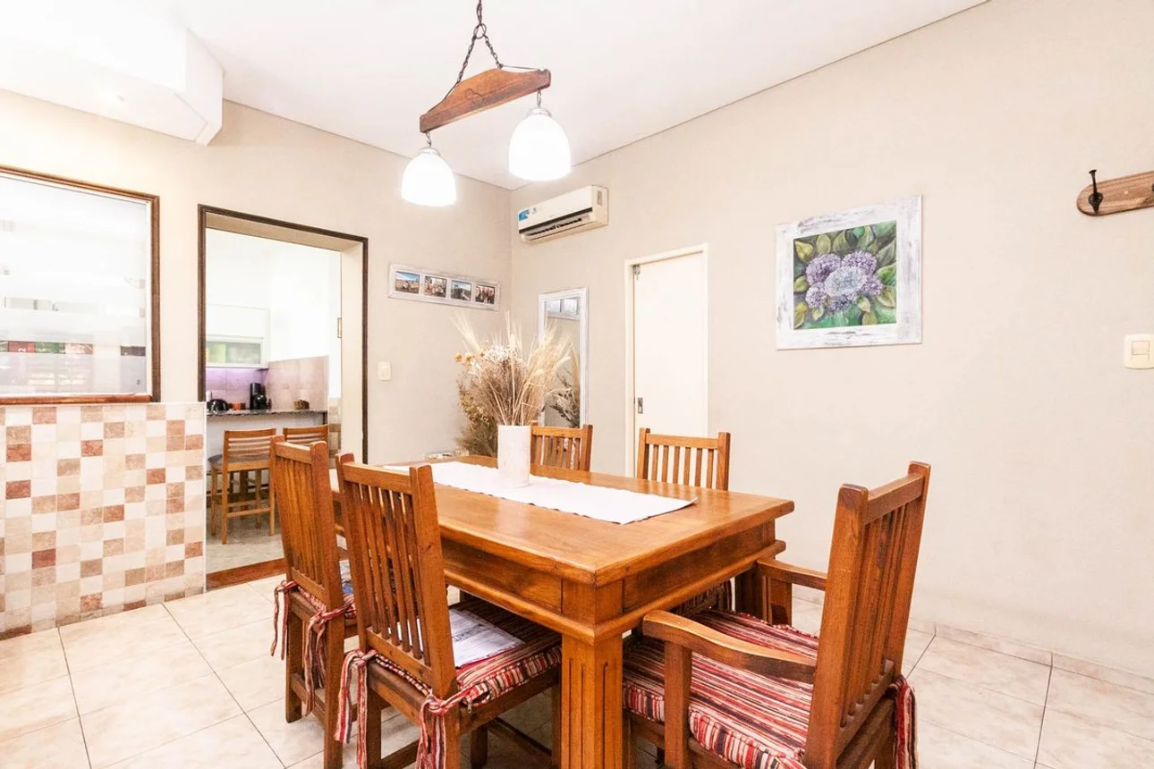 Casa de 4 ambientes en venta en Gerli, Brasil 300, foto 2