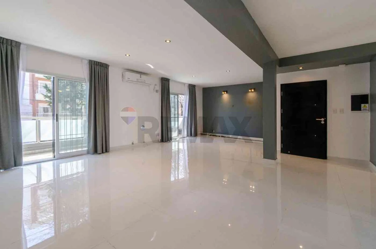 PH de 4 ambientes en venta en Monte Castro, Santo Tomé 3900