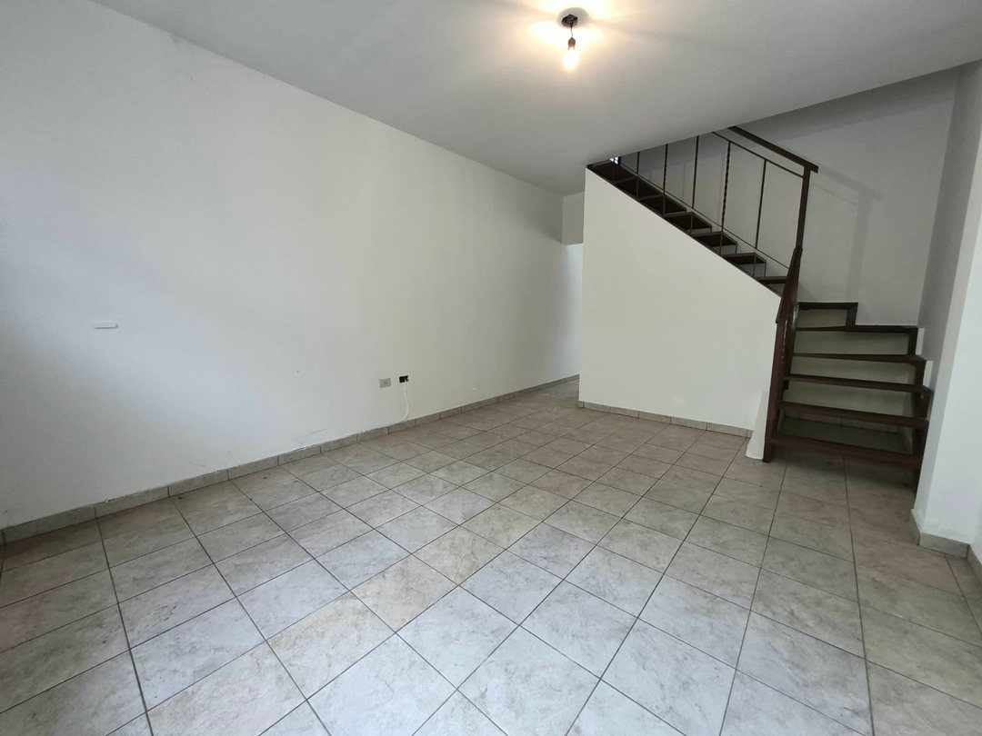 VENTA DUPLEX 3 AMB VILLA LUZURIAGA PATIO