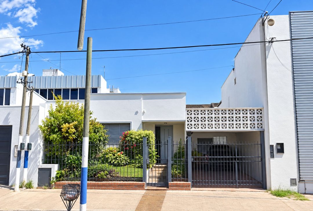 LOTE EN VENTA LA PLATA SOBRE AVENIDA
