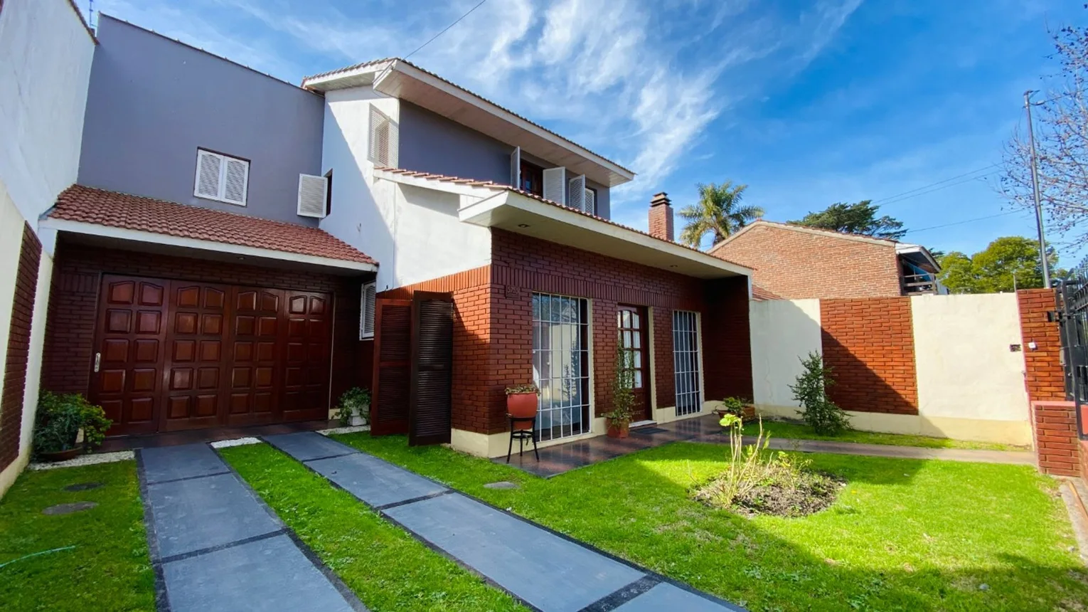 Venta casa con jardin y parque barrio caisamar, foto 3