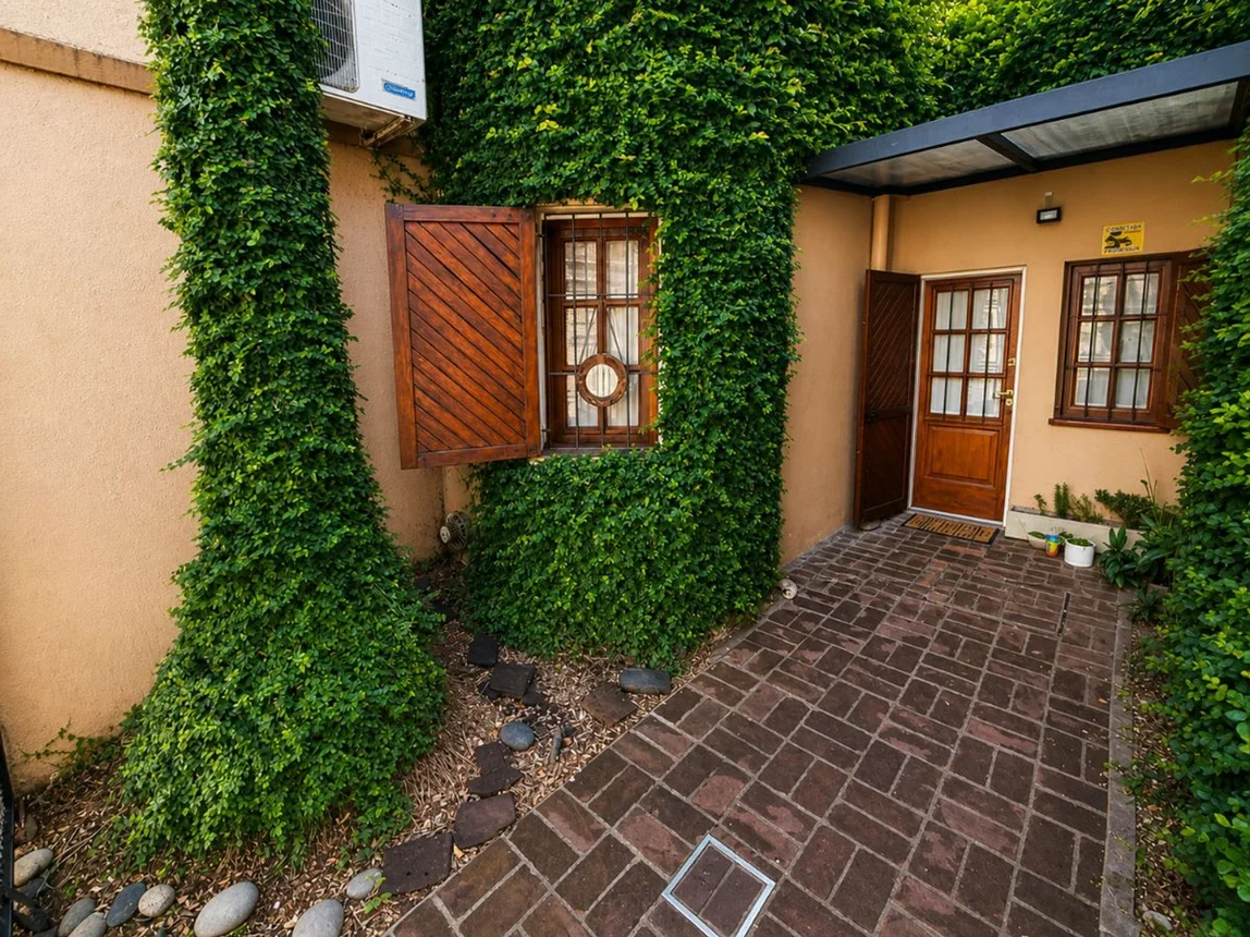 Casa en venta en Quilmes, foto 3