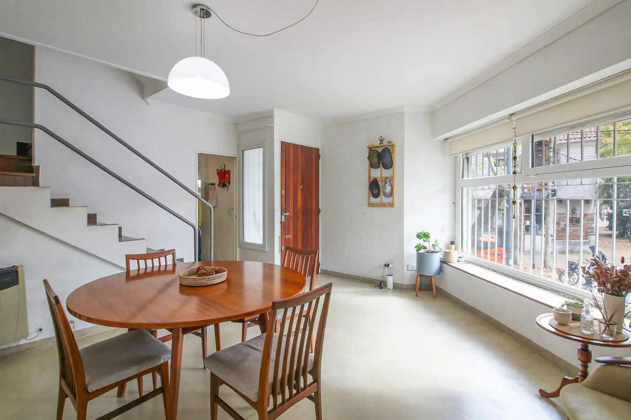 Casa tríplex de 5 ambientes en venta en Florida, Julio Argentino Roca 1900