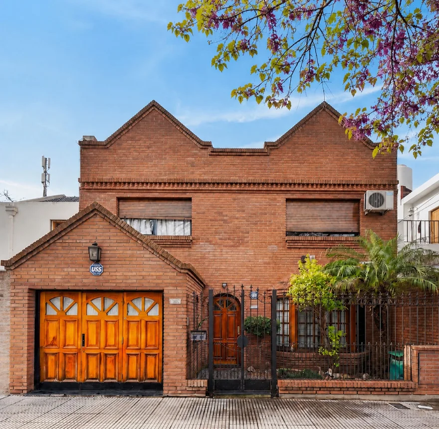 Casa de 4 ambientes en venta en Villa Devoto, Cervantes 3600