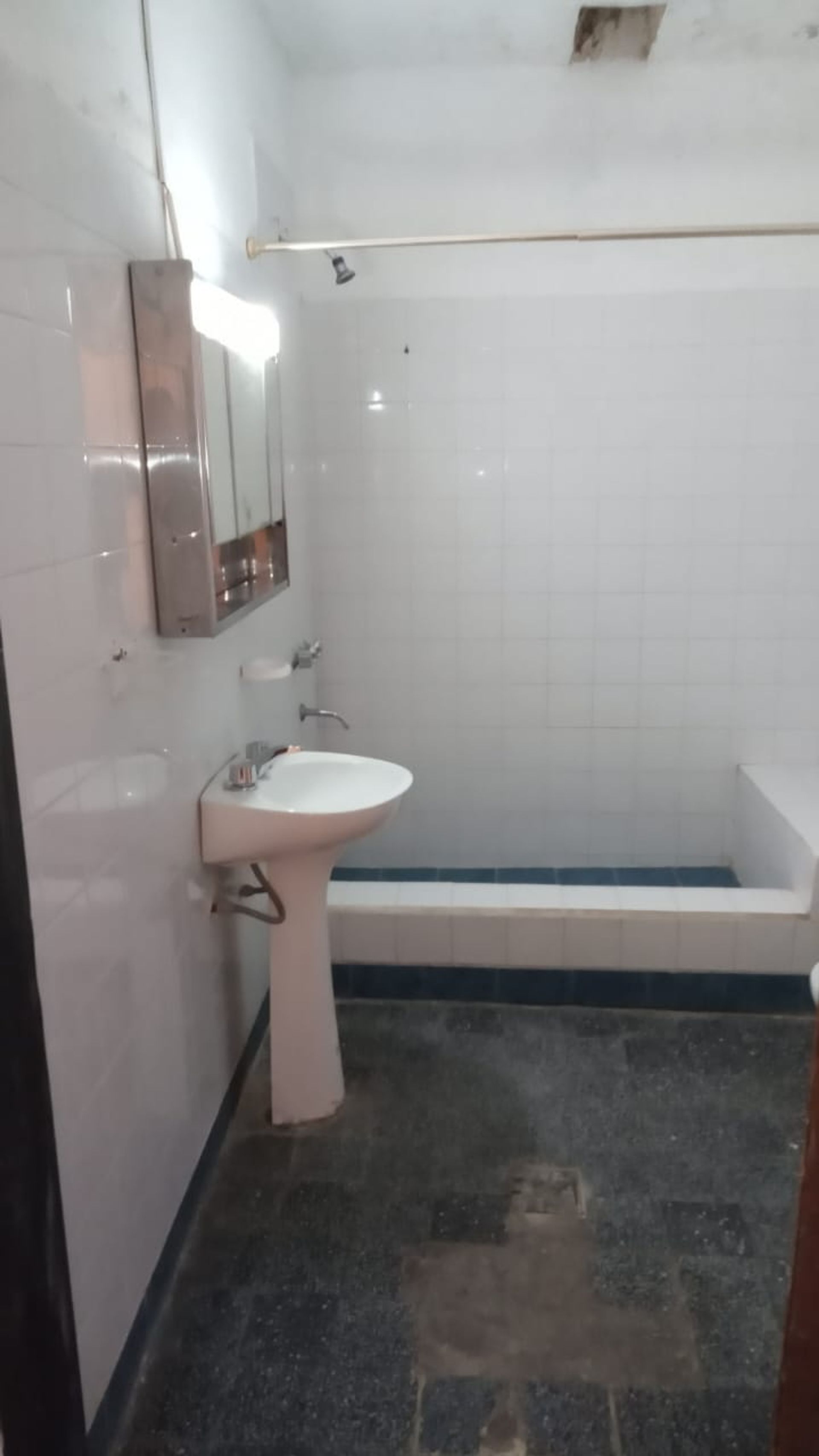 CASA APTA CRÉDITO EN VENTA ZONA SUR 3 DORMITORIOS - foto 8