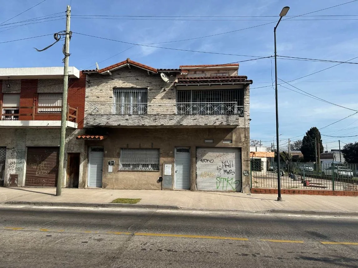 Casa en venta en Lanús Este, foto 2