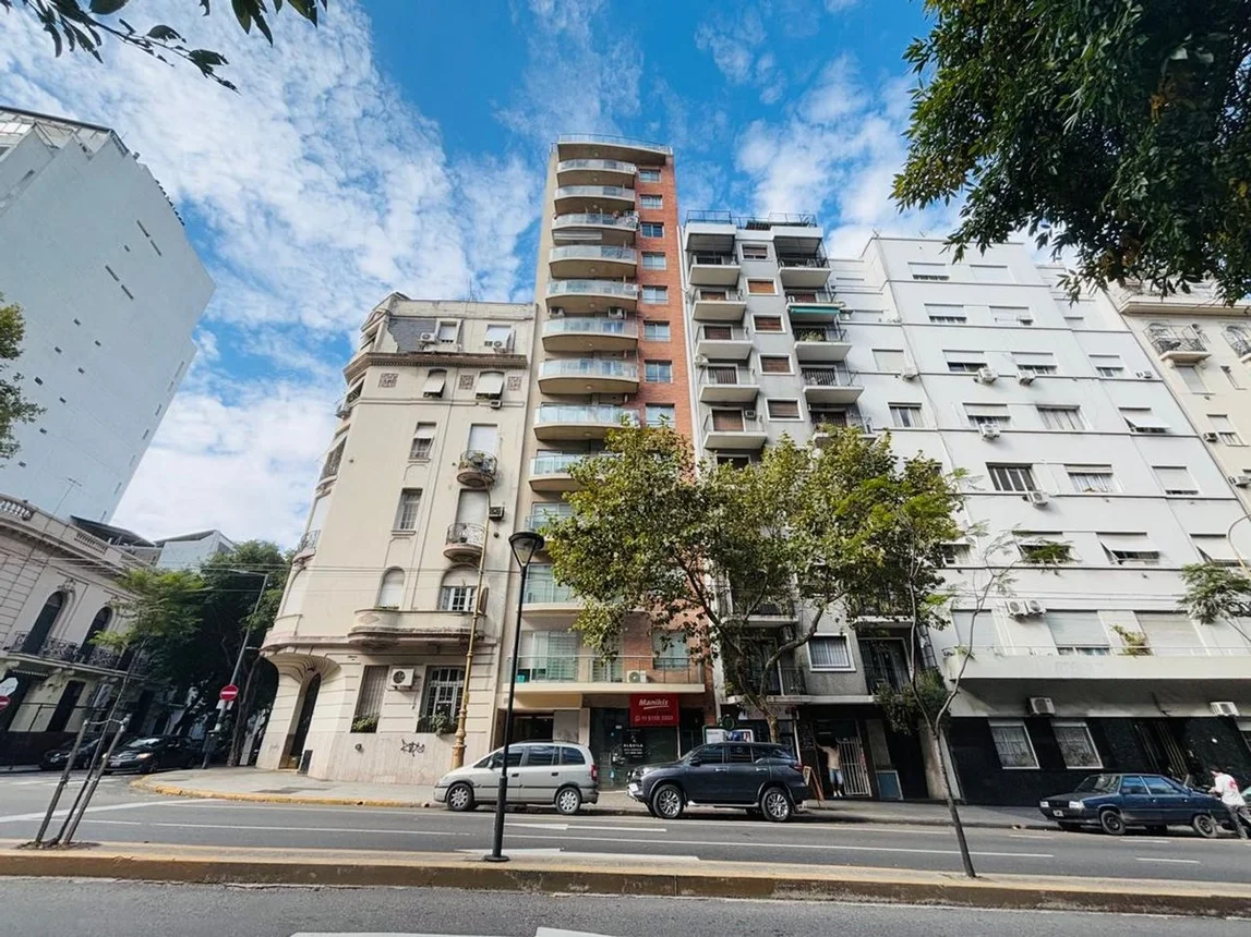 Semipiso en alquiler en Barracas, Avenida Montes de Oca 200