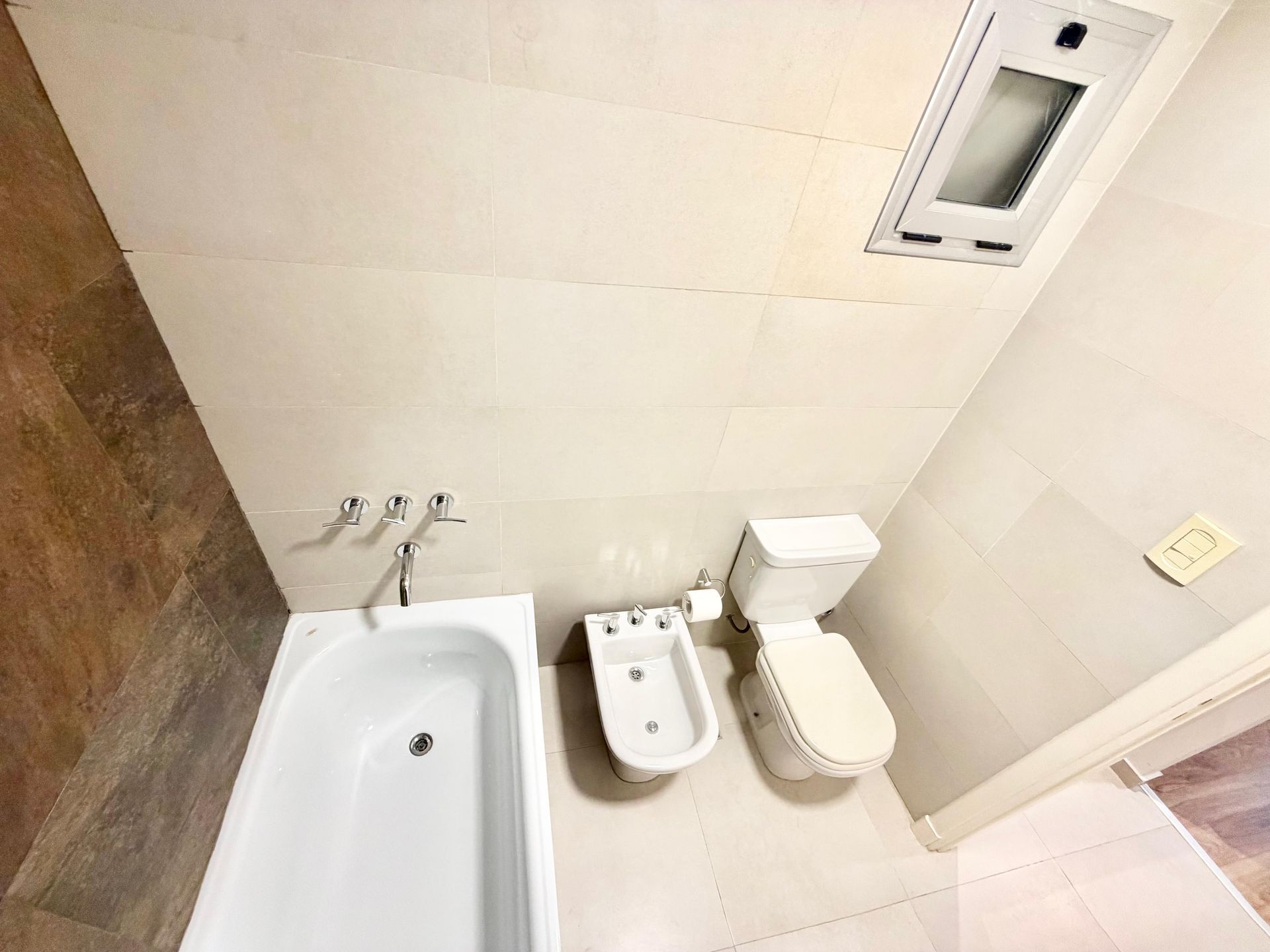Foto 30 — Departamento Venta Quilmes 4 Amb-Parr-Lav-SUM-coch