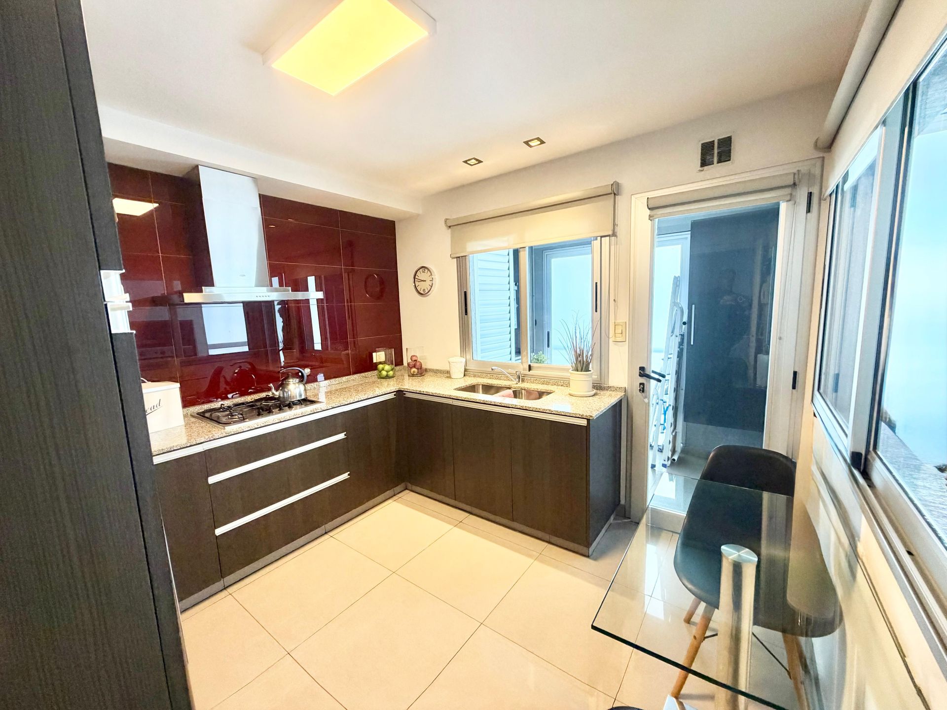 Foto 9 — Departamento Venta Quilmes 4 Amb-Parr-Lav-SUM-coch