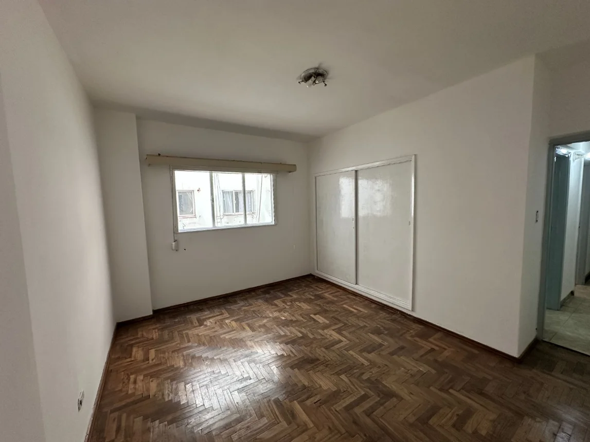 Departamento de 5 ambientes en alquiler en Córdoba, Boulevard Presidente Dr. Arturo Umberto Illia 300, foto 5