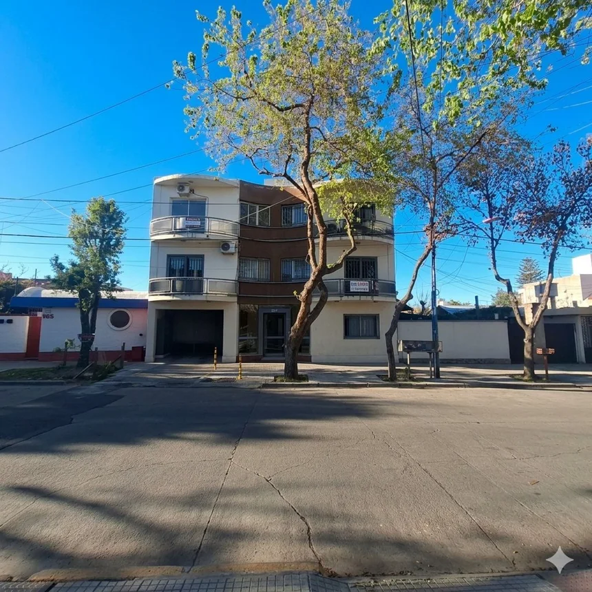 Departamento de 3 ambientes en venta en Godoy Cruz, Castelli 100