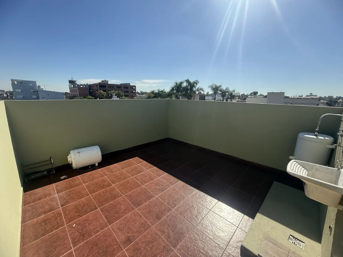 PH de 2 ambientes en venta en San Justo, Mármol 2800