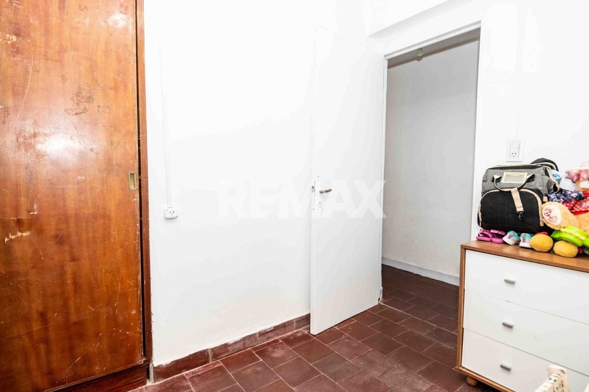 DEPARTAMENTO 4 DORMITORIOS VENTA B° BANCARIO - foto 12