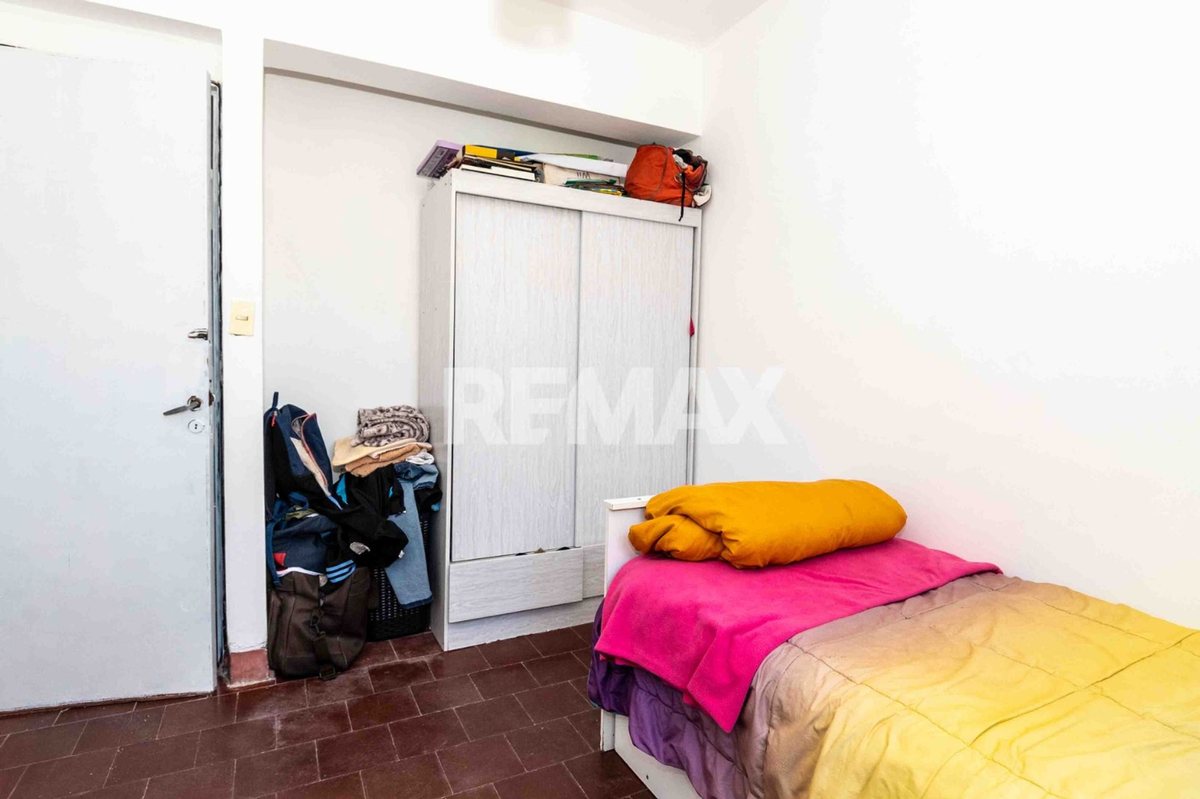 DEPARTAMENTO 4 DORMITORIOS VENTA B° BANCARIO - foto 8