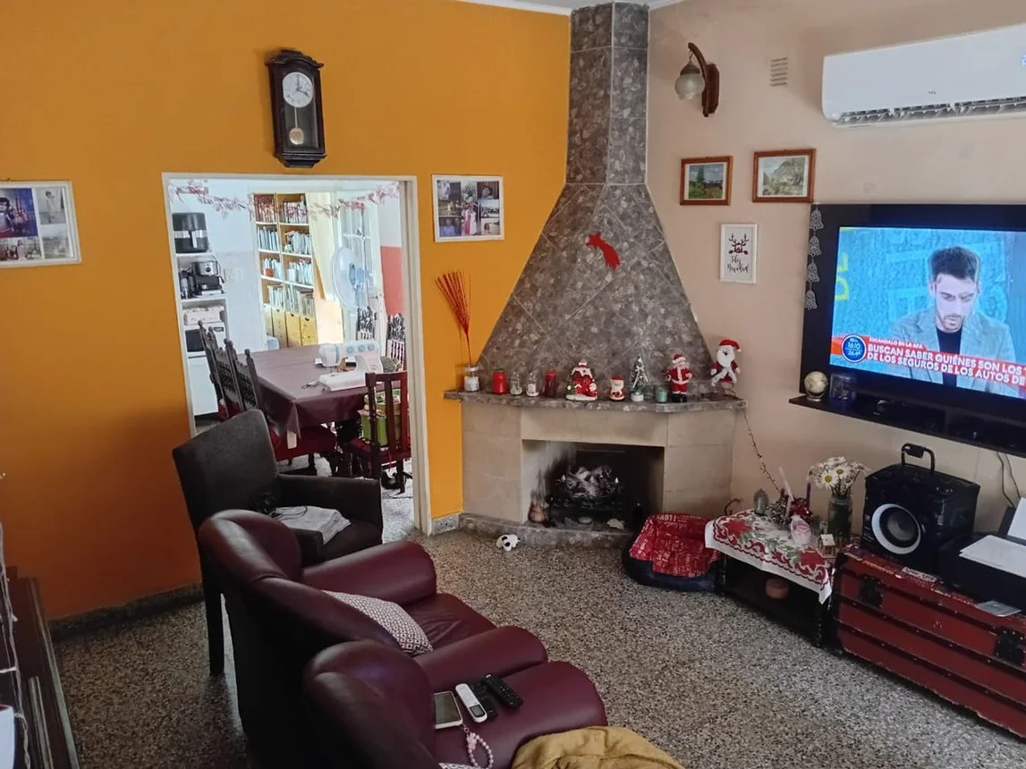 Casa de 3 ambientes en venta en Moreno, España 1600, foto 4