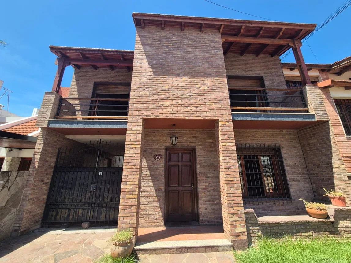 Casa en venta en Rosario, foto 2