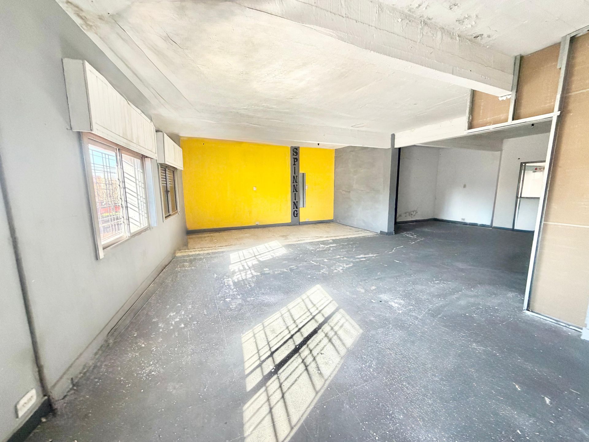 Foto 23 — Venta GALPON 745 m2 zona estrategica Quilmes OPORT