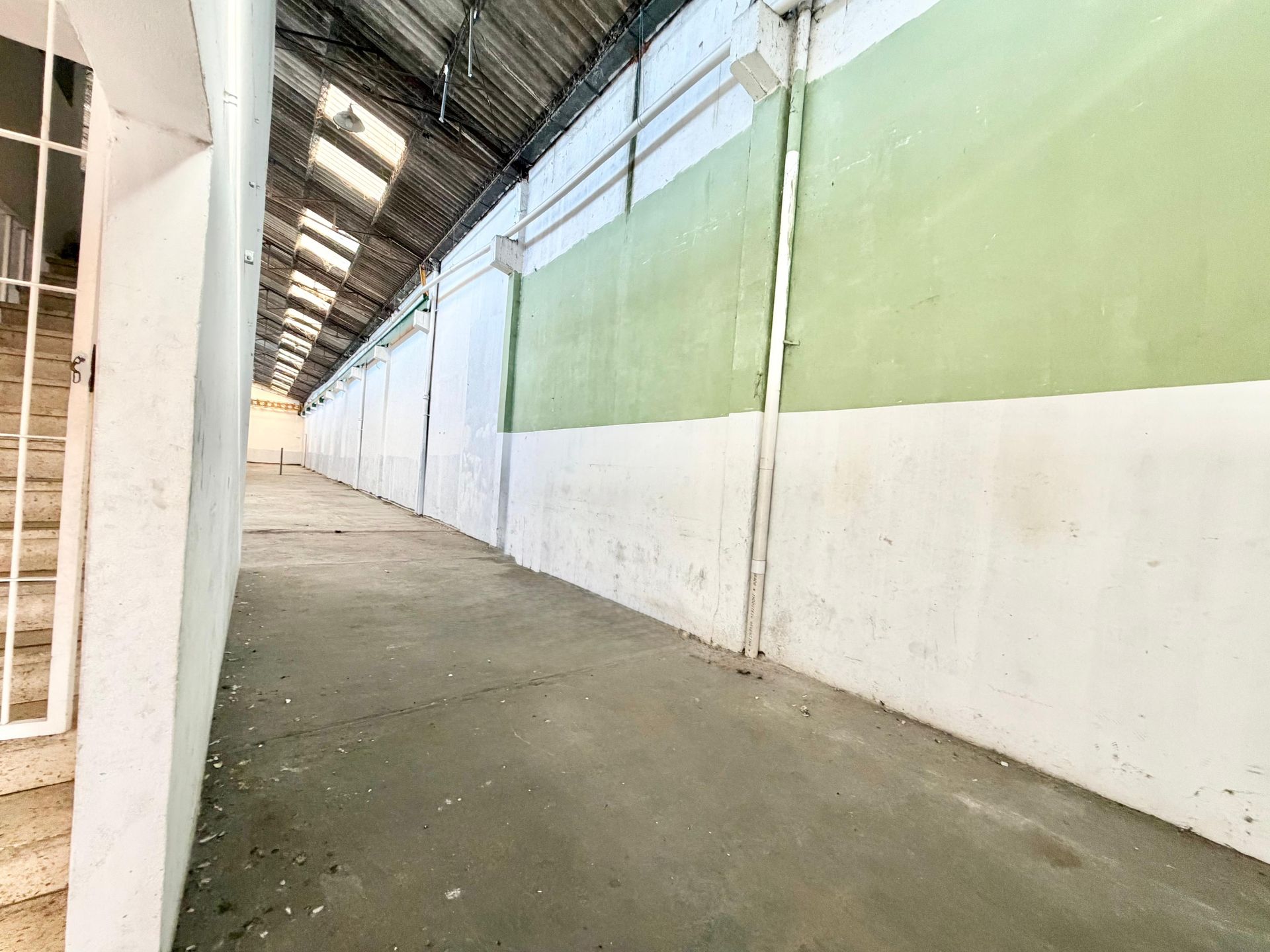 Foto 8 — Venta GALPON 745 m2 zona estrategica Quilmes OPORT