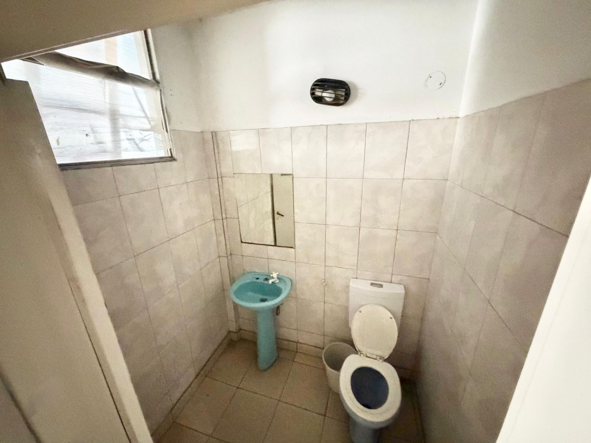 Foto 15 — Venta GALPON 745 m2 zona estrategica Quilmes OPORT