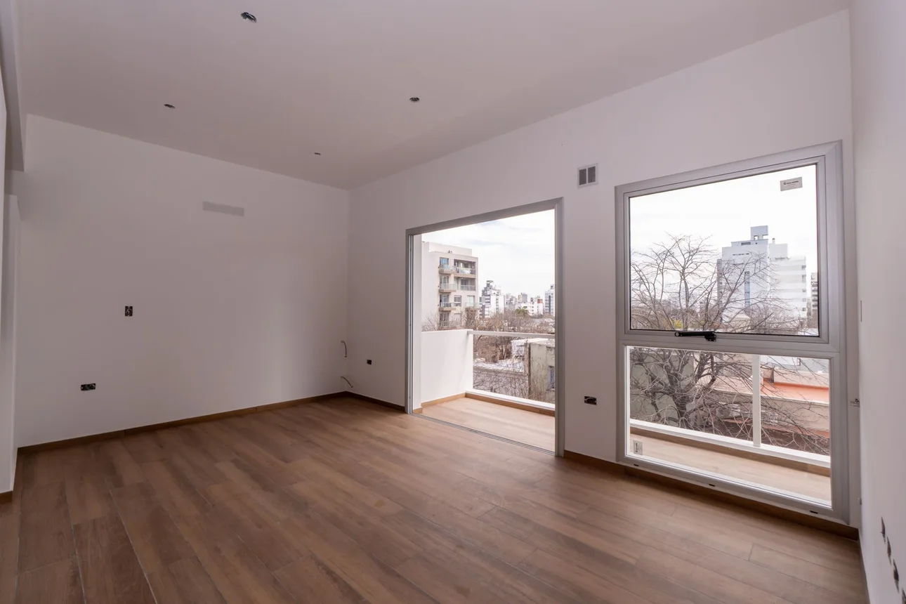 Departamento en venta en La Plata, foto 2