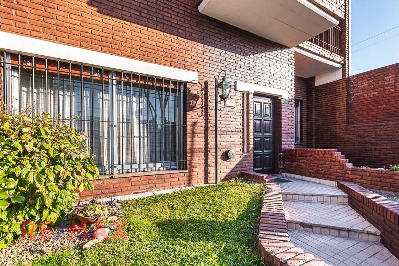Casa de 4 ambientes en venta en Ciudadela, General Juan Martín de Pueyrredón 4100