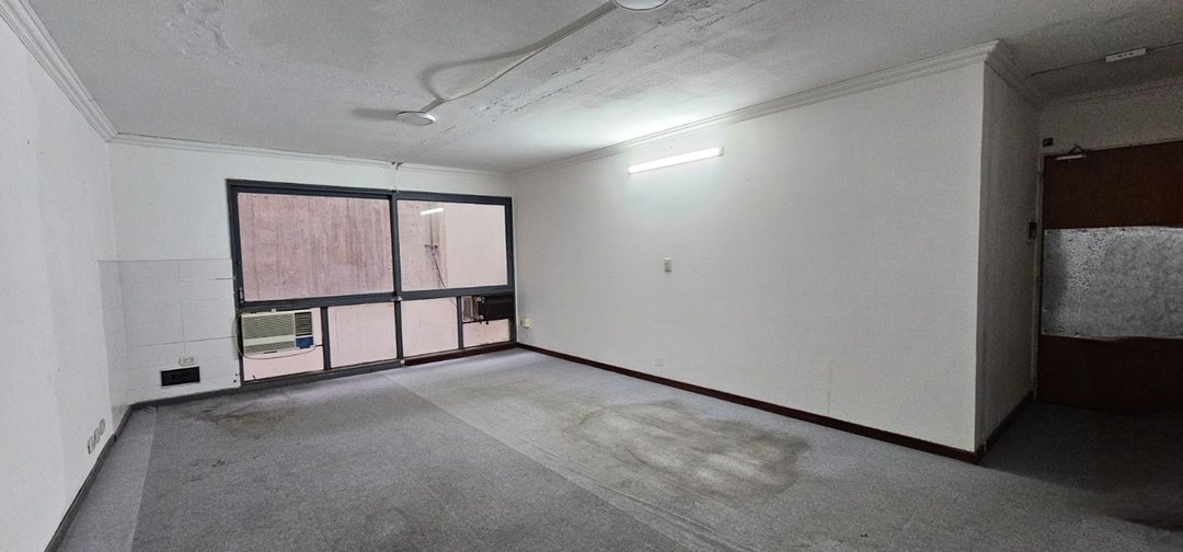 VENTA 2 OFICINAS SAN NICOLAS BAÑO INDEPENDIENTE