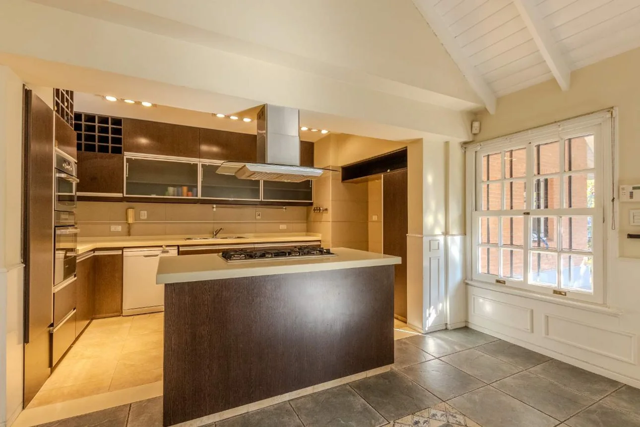 Casa en venta en Adrogué, foto 4