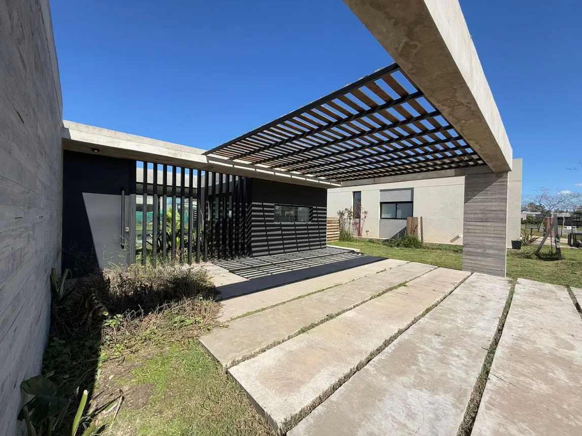 Casa de 4 ambientes en venta en Villa Rosa, Pilar del Este Santa Emilia 200, foto 4