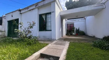 CASA A RECICLAR EN RESIDENCIAL  VELEZ SARFIELD