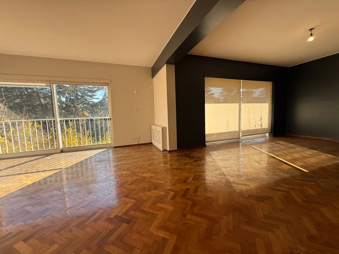 Departamento de 6 ambientes en alquiler en Mendoza, San Lorenzo 100, foto 2