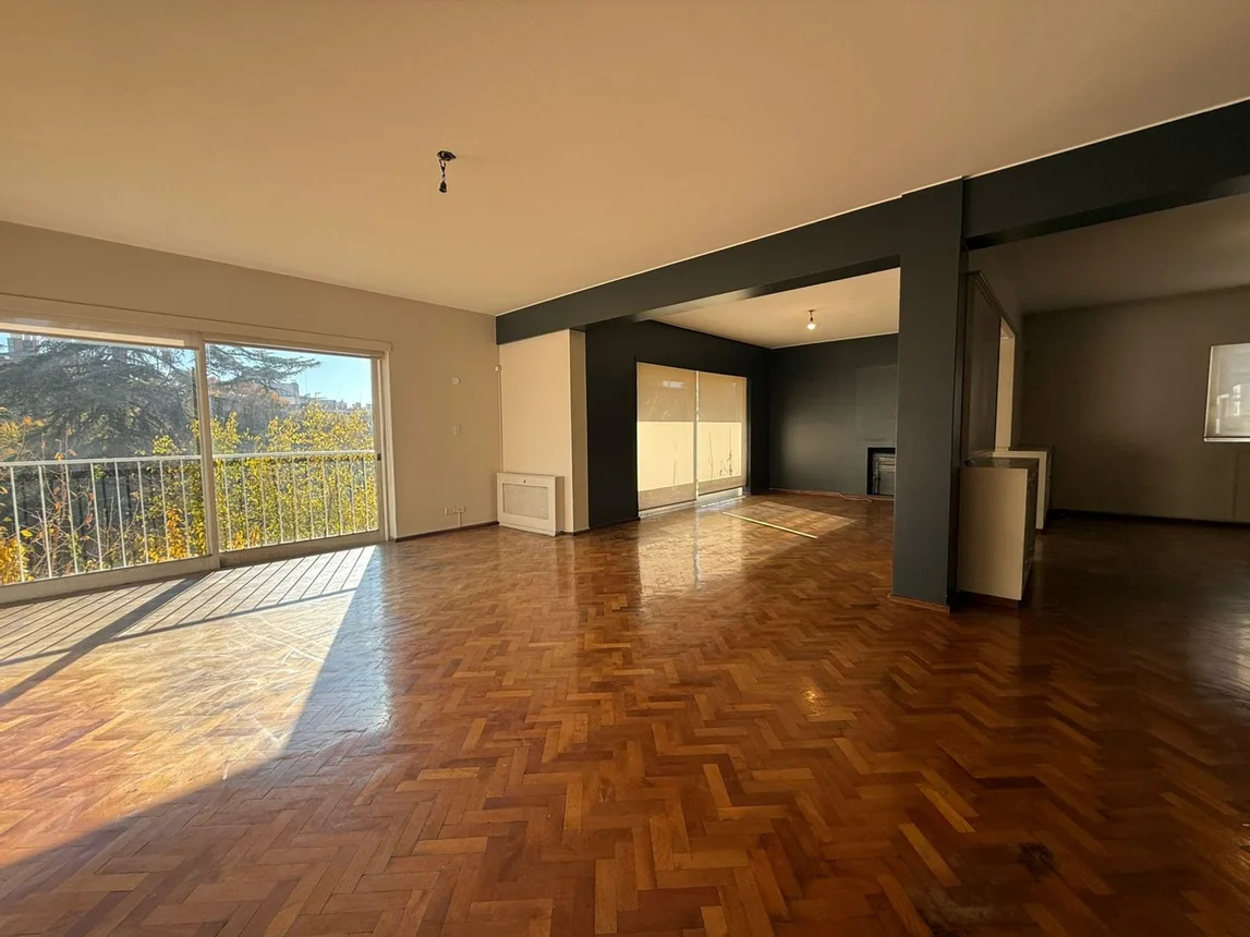 Departamento de 6 ambientes en alquiler en Mendoza, San Lorenzo 100