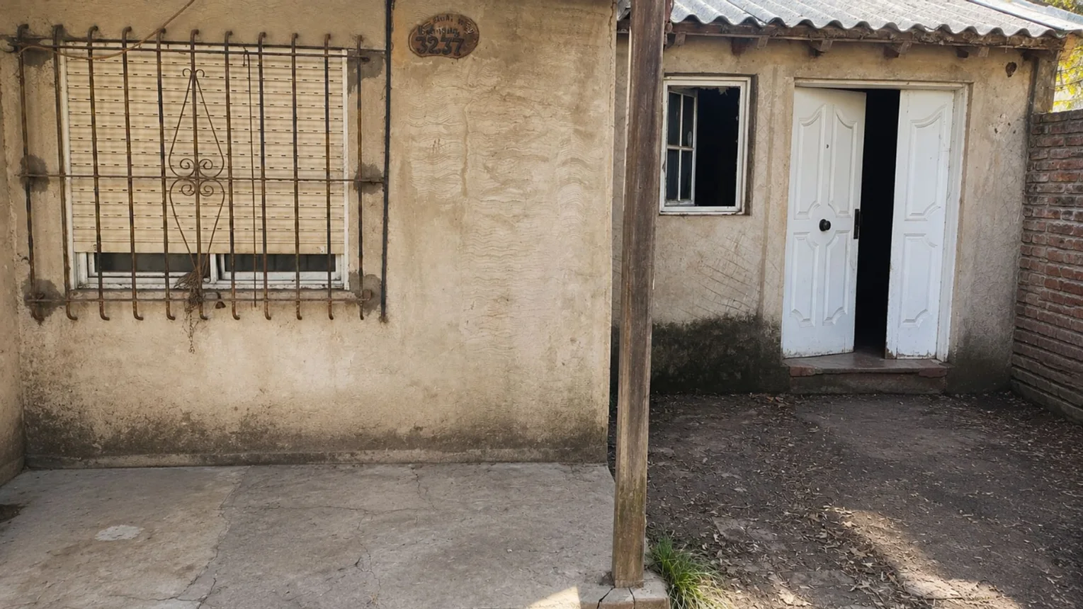Venta casa 4 amb sobre lote propio monte grande, foto 1