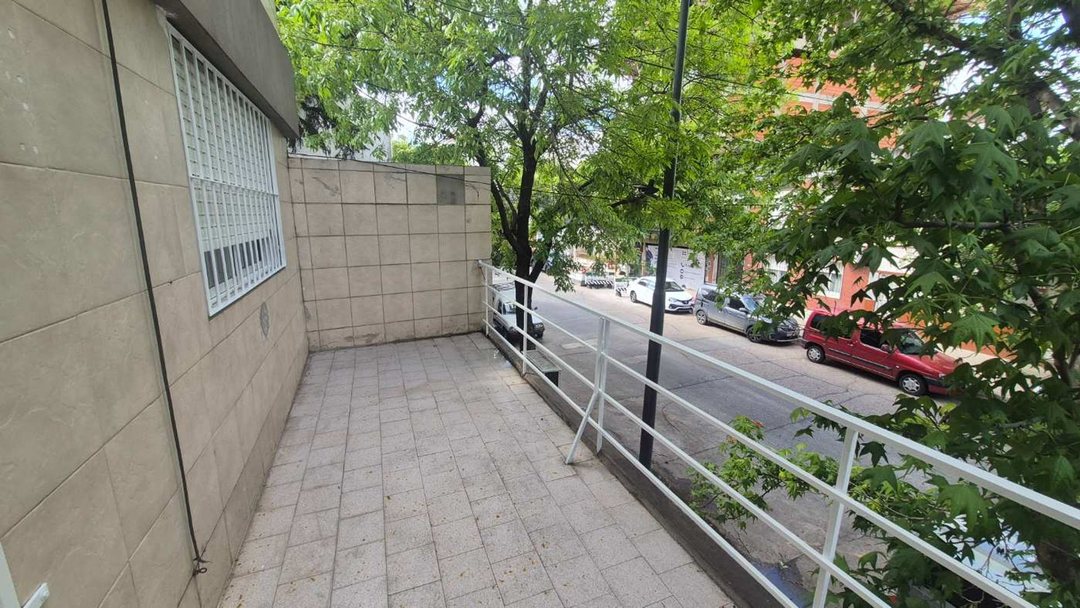 Alquiler departamento 2 ambientes Monte Castro