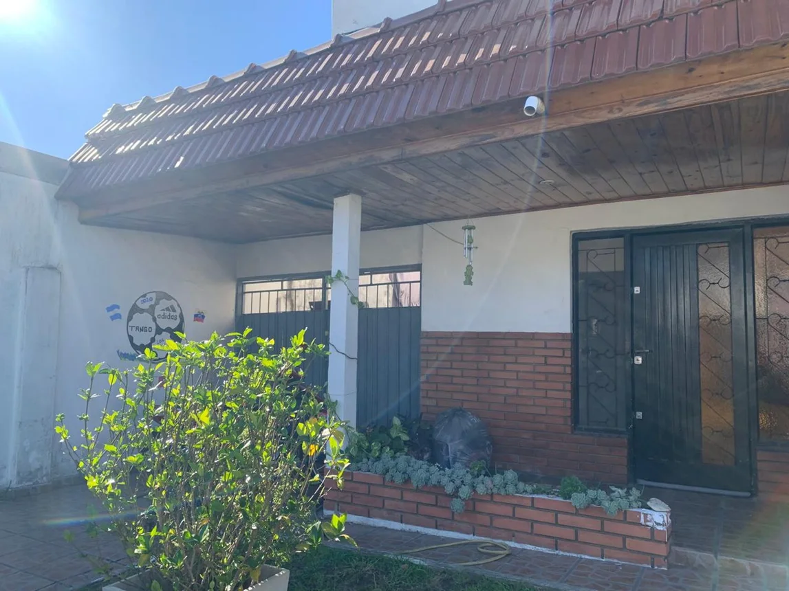 Casa de 4 ambientes en venta en Villa Ballester, Chivilcoy 5600, foto 2